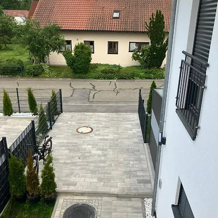 Moderne Einliegerwohnung Naehe Ingolstadt Und Bad Goegging Munchsmunster Exterior foto