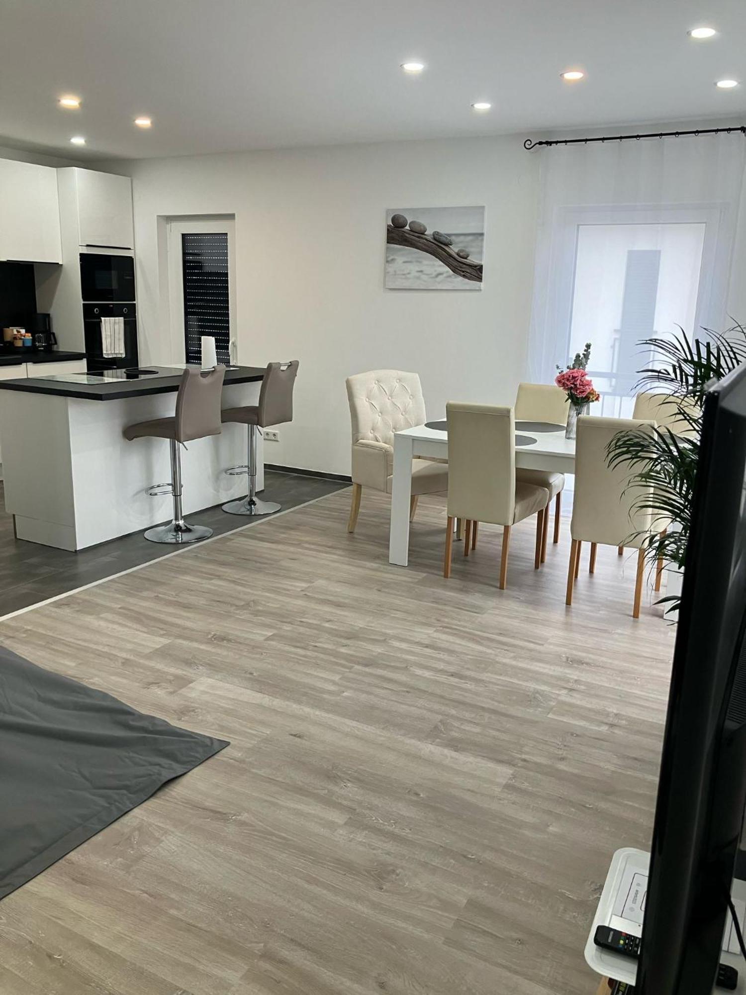 Moderne Einliegerwohnung Naehe Ingolstadt Und Bad Goegging Apartment *